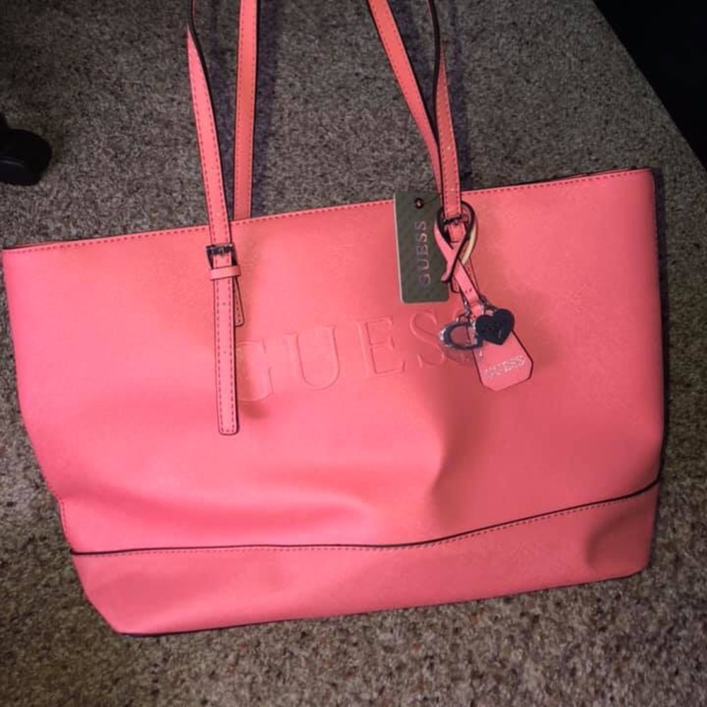 NWT Guess bag, with leopard print inside.